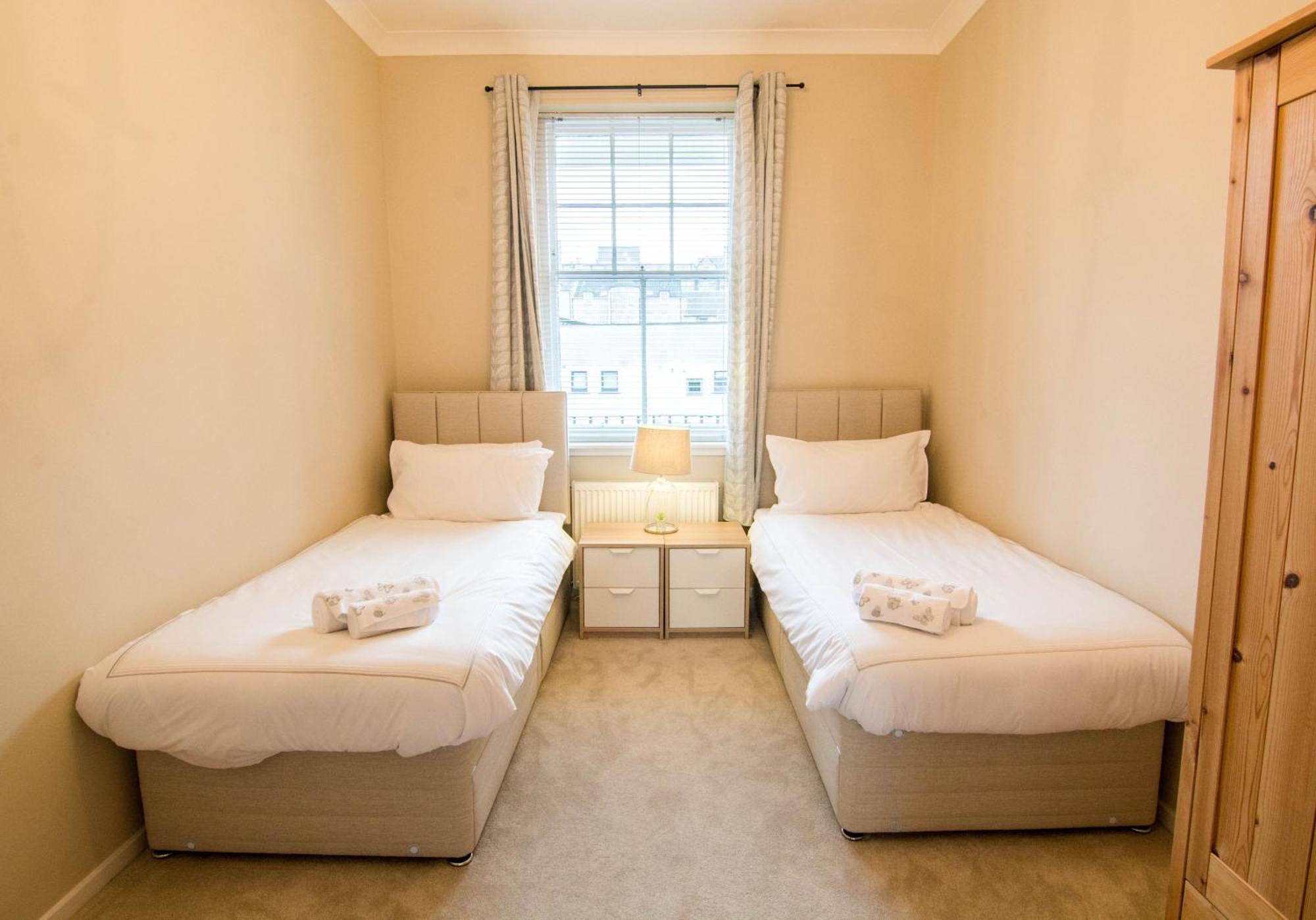 Tron Square - 419 Apartment เอดินบะระ ภายนอก รูปภาพ