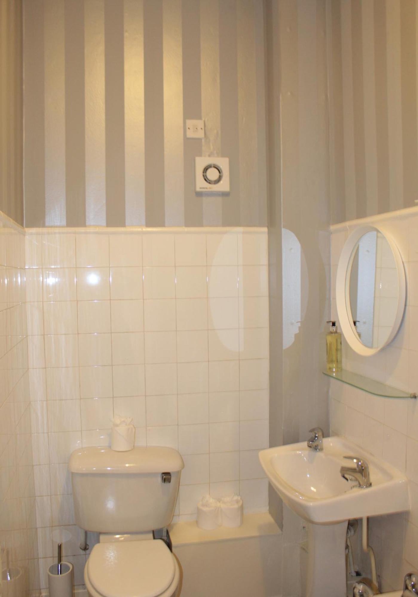 Tron Square - 419 Apartment เอดินบะระ ภายนอก รูปภาพ